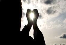 篮网为刚刚被76人裁掉的侧翼新星送出合同,但他想留队并不容易?